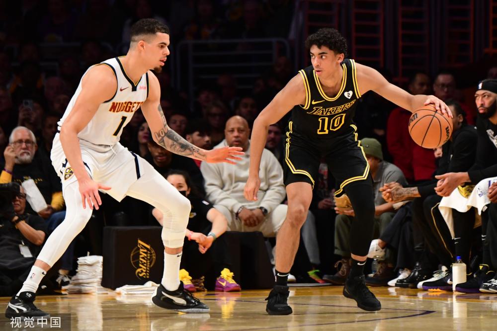 用他的青春 用他的青春