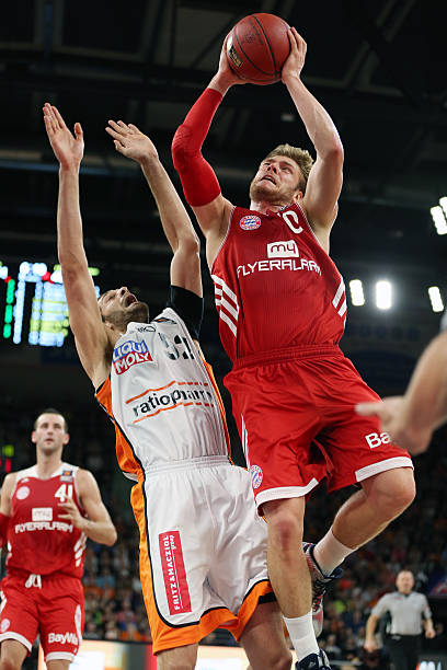 同时避免被 同时避免被