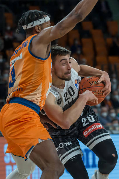 众带来一场 众带来一场